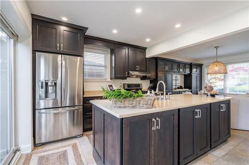 431 Patricia Drive, Burlington, ON - Indoor Photo Showing Kitchen With Upgraded Kitchen