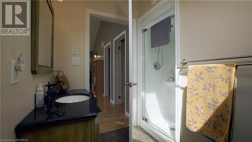 143 Simpson Avenue, Tobermory, ON - Indoor Photo Showing Bathroom
