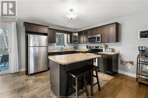 196 Lorette, Dieppe, NB - Indoor Photo Showing Kitchen With Double Sink