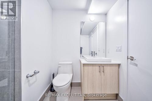 #106 -1195 Queensway Ave, Toronto, ON - Indoor Photo Showing Bathroom