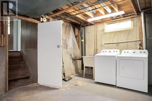 21 Highview Ave W, London, ON - Indoor Photo Showing Laundry Room