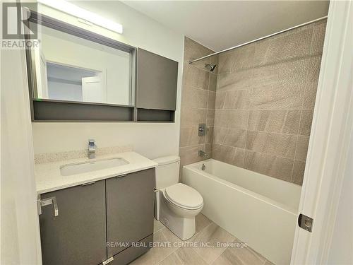 505 - 415 Main Street, Hamilton, ON - Indoor Photo Showing Bathroom