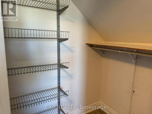 339 Parkdale Avenue S, Hamilton, ON - Indoor With Storage