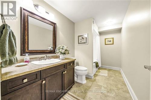 139 St. Michaels St, Norfolk, ON - Indoor Photo Showing Bathroom