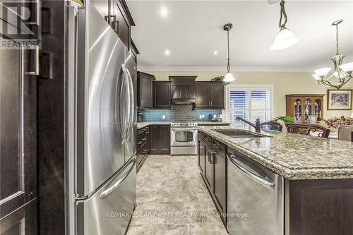 139 St. Michaels Street, Norfolk, ON - Indoor Photo Showing Kitchen With Double Sink With Upgraded Kitchen