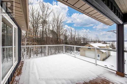 1634 Morris Avenue, Smith-Ennismore-Lakefield, ON - Outdoor With Exterior