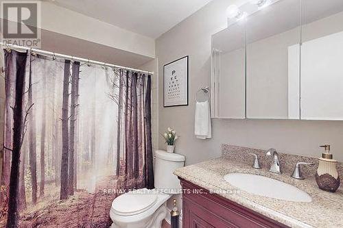408 Century Street, Oshawa, ON - Indoor Photo Showing Bathroom