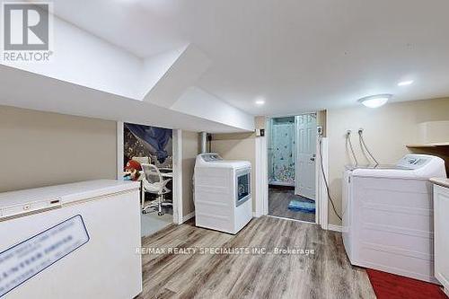 408 Century Street, Oshawa, ON - Indoor Photo Showing Laundry Room