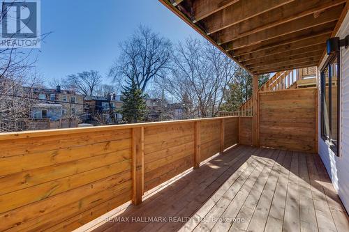 327 Kenilworth Ave, Toronto, ON - Outdoor With Exterior
