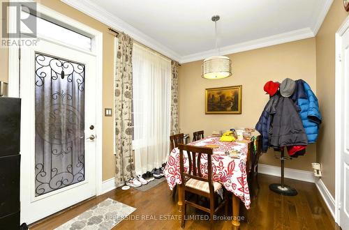97 Zokol Drive, Aurora, ON - Indoor Photo Showing Dining Room