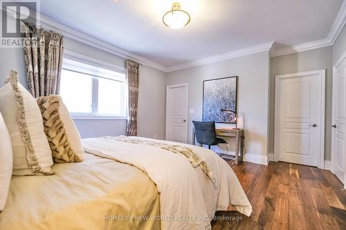 98 Carisbrooke Circle, Aurora, ON - Indoor Photo Showing Bedroom