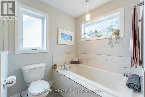 317 Edgehill Drive, Barrie, ON - Indoor Photo Showing Bathroom
