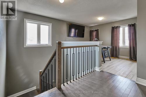 4 Middleton Dr, Wasaga Beach, ON - Indoor Photo Showing Other Room