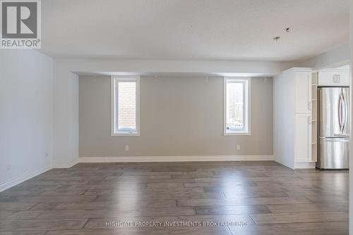 21 Stollar Blvd, Barrie, ON - Indoor Photo Showing Other Room