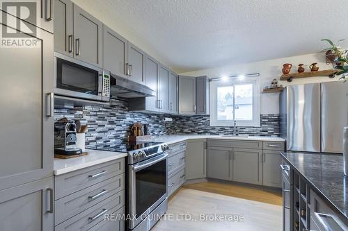 114 Nicholas St, Quinte West, ON - Indoor Photo Showing Kitchen With Upgraded Kitchen