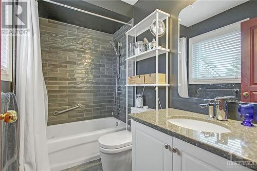 4 Cambray Lane, Ottawa, ON - Indoor Photo Showing Bathroom