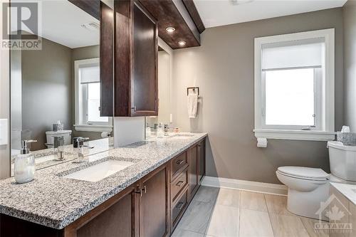 117 Dewmont Street, Ottawa, ON - Indoor Photo Showing Bathroom