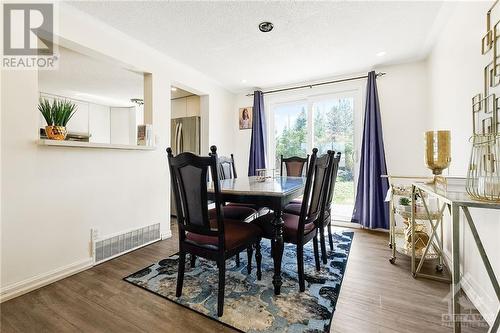 2373 Blackstone Crescent, Ottawa, ON - Indoor Photo Showing Dining Room