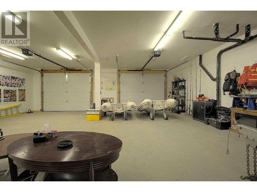 6256 Leamont Place, Horsefly, BC - Indoor Photo Showing Garage