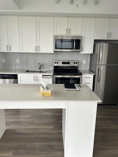 550 North Service Road|Unit #1201, Grimsby, ON - Indoor Photo Showing Kitchen With Upgraded Kitchen
