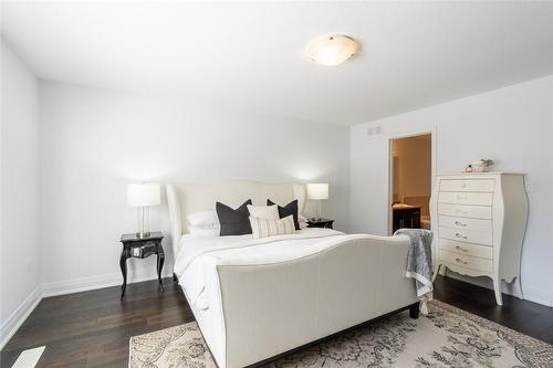 6 Chestnut Drive|Unit #7, Grimsby, ON - Indoor Photo Showing Bedroom