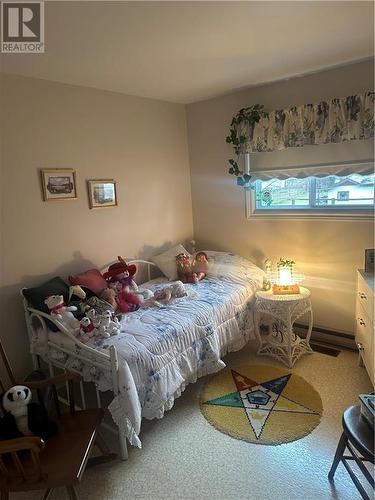 96 Hemlock Street, Petawawa, ON - Indoor Photo Showing Bedroom