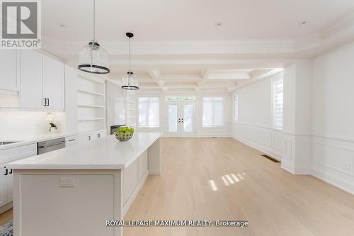 42 Fairfield Avenue, Toronto, ON - Indoor Photo Showing Kitchen