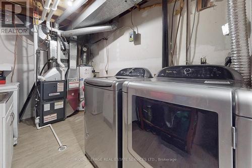 1041 Falgarwood Dr, Oakville, ON - Indoor Photo Showing Laundry Room