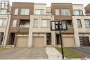 166 Squire Cres, Oakville, ON  - Outdoor With Facade 