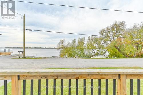 119 Ridley St, Prince Edward County, ON -  With View