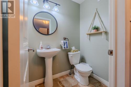 11 Dunrobin Street, Mount Pearl, NL - Indoor Photo Showing Bathroom