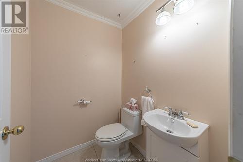 18240 Erie Shores, Blenheim, ON - Indoor Photo Showing Bathroom