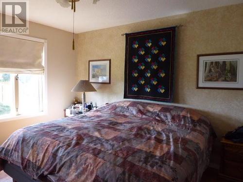 3060 Crosby Road, Vernon, BC - Indoor Photo Showing Bedroom