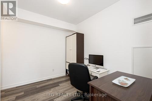 #607 -1480 Bayly St, Pickering, ON - Indoor Photo Showing Office