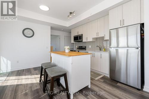 #607 -1480 Bayly St, Pickering, ON - Indoor Photo Showing Kitchen With Stainless Steel Kitchen