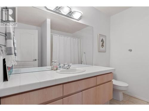 181 Christie Mountain Lane, Okanagan Falls, BC - Indoor Photo Showing Bathroom