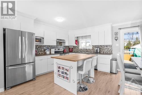 68 Lafleche Boulevard, Casselman, ON - Indoor Photo Showing Kitchen With Upgraded Kitchen