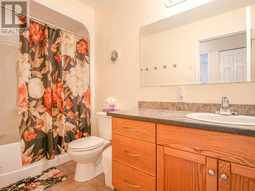 4556 Quesnel-Hydraulic Road, Quesnel, BC - Indoor Photo Showing Bathroom