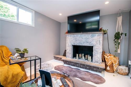 51 Bunting Road|Unit #Lower, St. Catharines, ON - Indoor Photo Showing Living Room With Fireplace