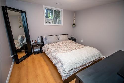 51 Bunting Road|Unit #Lower, St. Catharines, ON - Indoor Photo Showing Bedroom