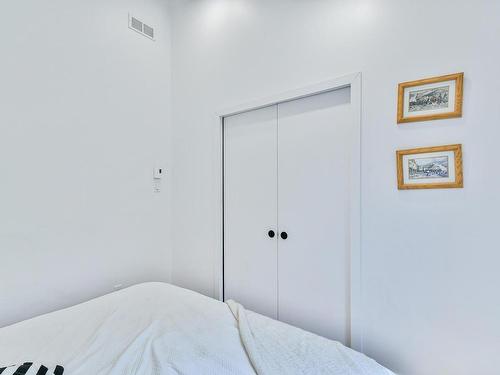 Chambre Ã Â coucher - 120 Ch. Rino-Rivière, Saint-Donat, QC - Indoor Photo Showing Bedroom
