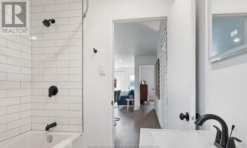 24 Jarvis, Shediac, NB - Indoor Photo Showing Bathroom