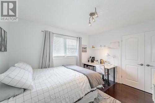 52 Northampton St, Brampton, ON - Indoor Photo Showing Bedroom