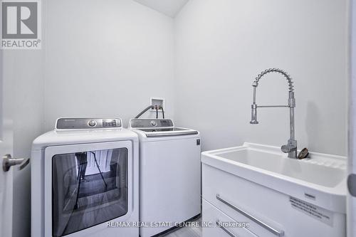 980 Clark Blvd, Milton, ON - Indoor Photo Showing Laundry Room