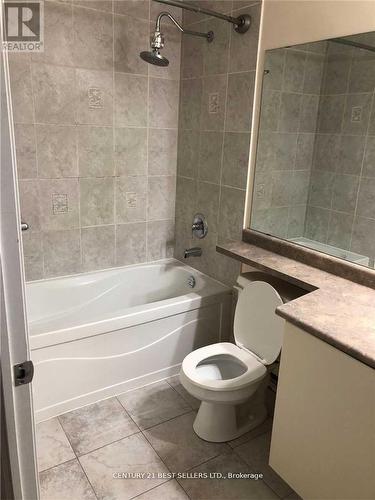 801 - 225 Webb Drive, Mississauga, ON - Indoor Photo Showing Bathroom