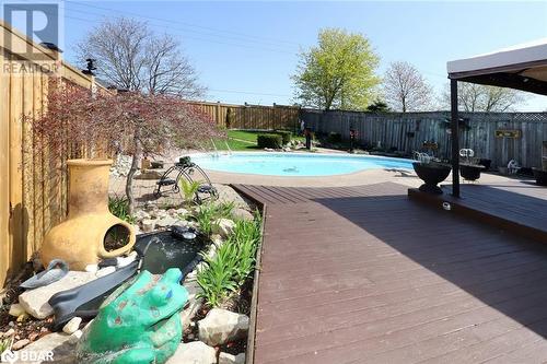 Mississauga, ON - Outdoor With In Ground Pool