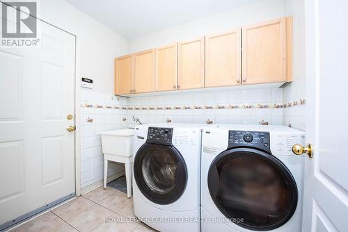 21 Silver Egret Rd, Brampton, ON - Indoor Photo Showing Laundry Room