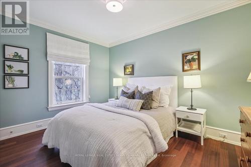 27 St Andrews Gardens, Toronto, ON - Indoor Photo Showing Bedroom