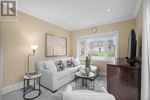 2 Burnham Rd, Toronto, ON - Indoor Photo Showing Living Room