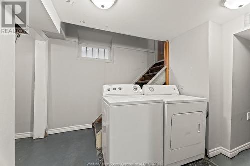 3073 Alexander, Windsor, ON - Indoor Photo Showing Laundry Room